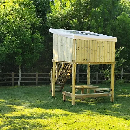 Friendly And * Saint-Pardoux-la-Rivière