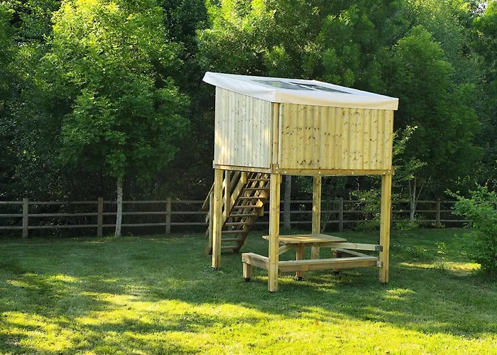 Friendly And * Saint-Pardoux-la-Rivière