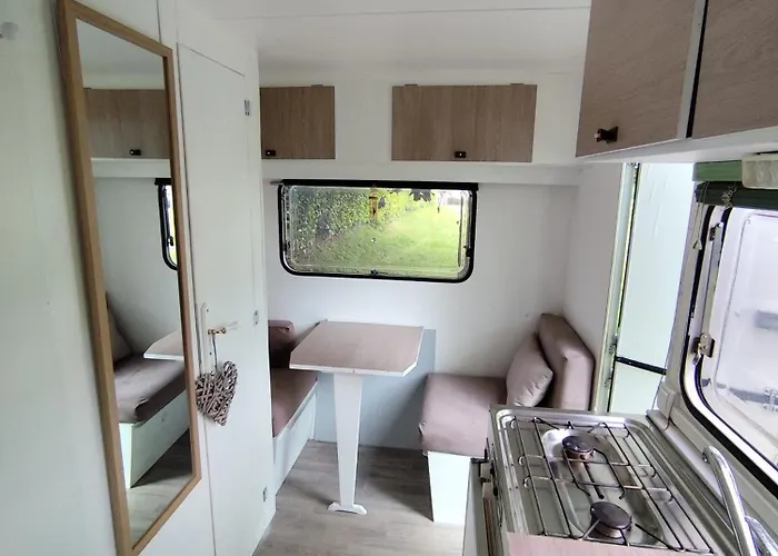 Friendly And * Saint-Pardoux-la-Rivière